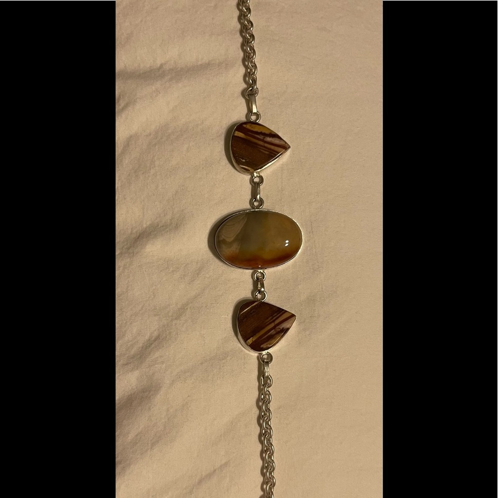 Stunning  Sterling Silver stamped 925 green Jasper Bracelet 8”